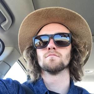 Meet your Posher, Zach